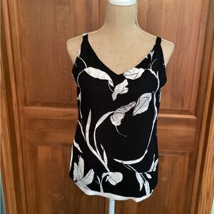 White House/Black Market Black and White Reversible Women's Top